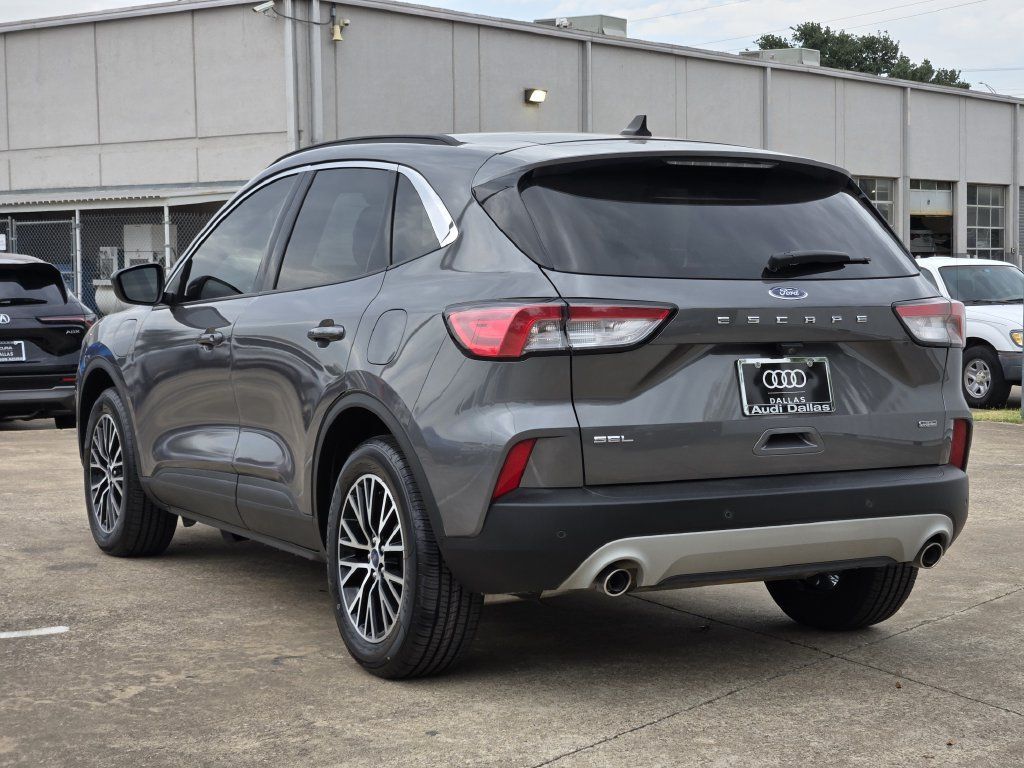Used 2022 Ford Escape SEL w/ Technology Package FWD image 11
