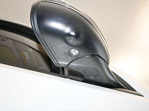 Used 2023 Mercedes-Benz GLE 450 4MATIC image 52