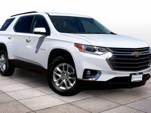 Used 2020 Chevrolet Traverse LT AWD/4WD image 2