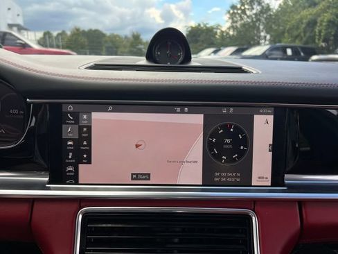 Used 2017 Porsche Panamera RWD image 20