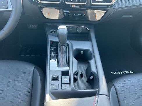 New 2026 Nissan Sentra SR image 17