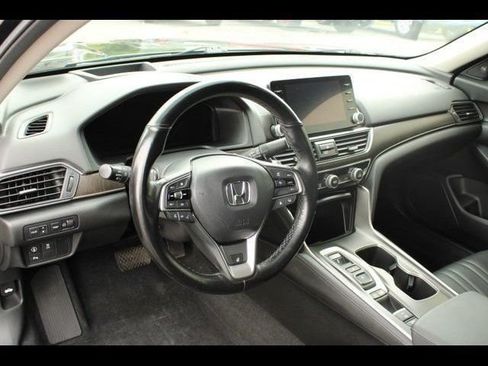 Used 2021 Honda Accord Touring image 15