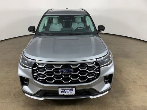 Used 2025 Ford Explorer Platinum w/ LUX Leather Package image 4