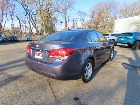 Used 2014 Chevrolet Cruze LT FWD image 4