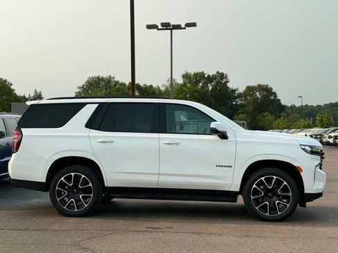 Used 2024 Chevrolet Tahoe RST w/ Luxury Package AWD/4WD image 39