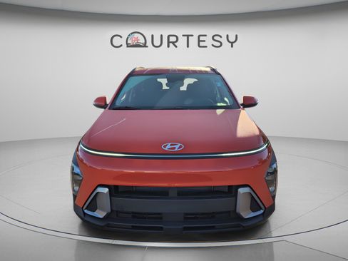 Used 2024 Hyundai Kona SEL FWD image 10