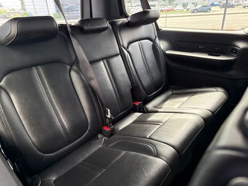 Used 2024 Jeep Wagoneer L Series II RWD image 22