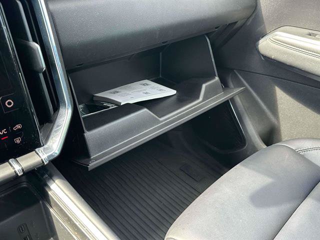 Used 2024 GMC Acadia Elevation FWD image 23