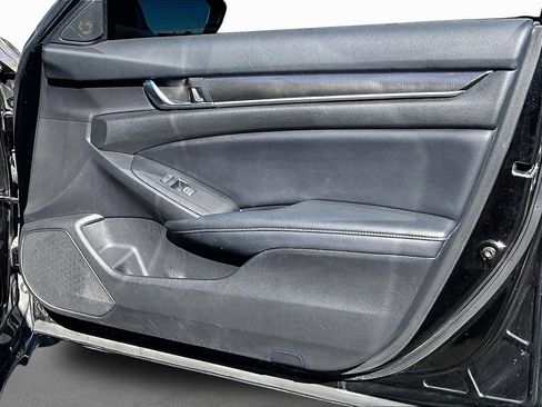 Used 2022 Honda Accord Sport Special Edition image 17