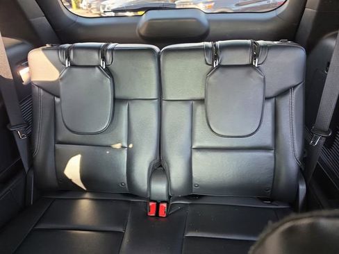 Used 2023 Ford Explorer ST w/ Equipment Group 401A AWD/4WD image 10