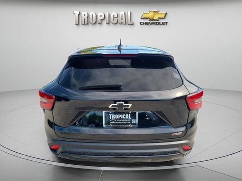 New 2026 Chevrolet Trax RS FWD image 4