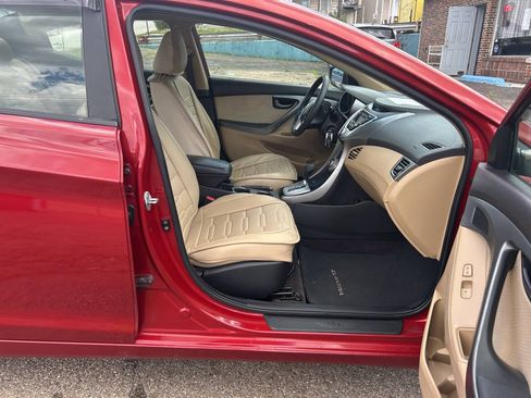 Used 2012 Hyundai Elantra GLS w/ Preferred Pkg 3 FWD image 22