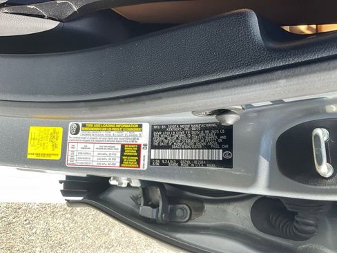 Used 2022 Lexus ES 350 w/ Premium Package image 37