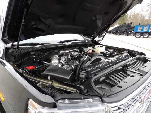 Used 2023 GMC Sierra 3500 Denali w/ Denali Ultimate Package image 51