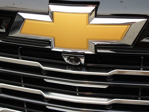 New 2026 Chevrolet Tahoe High Country AWD/4WD image 8