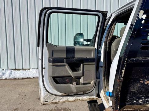 Certified 2019 Ford F550 4x4 Crew Cab Super Duty image 15