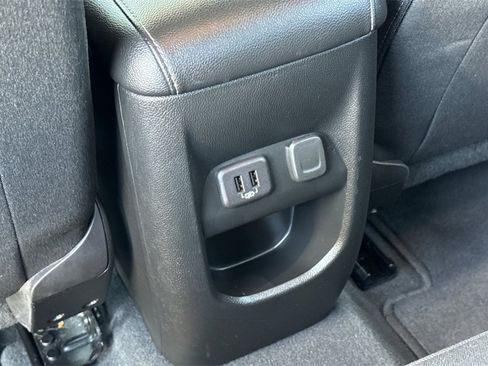 Used 2022 GMC Canyon Elevation w/ Trailering Package image 14