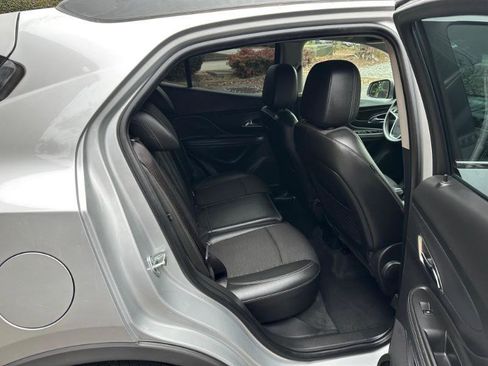 Used 2015 Buick Encore FWD image 37