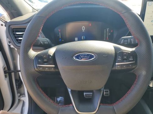 Certified 2023 Ford Escape ST-Line w/ Tech Pack #1 AWD/4WD image 17