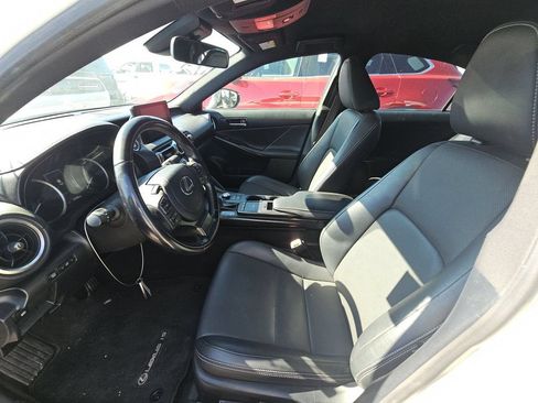 Used 2022 Lexus IS 300 RWD image 9