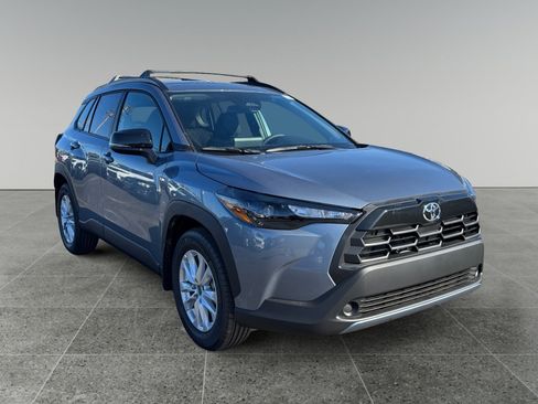 New 2026 Toyota Corolla Cross LE image 7