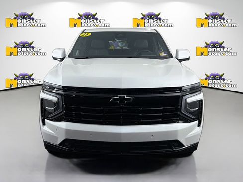Used 2025 Chevrolet Tahoe RST w/ RST Performance Edition AWD/4WD image 2