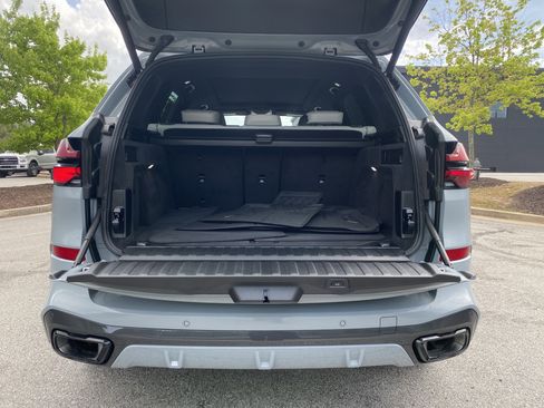 Used 2025 BMW X5 sDrive40i w/ M Sport Package image 44