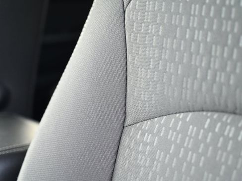 Used 2015 GMC Acadia SLE image 21