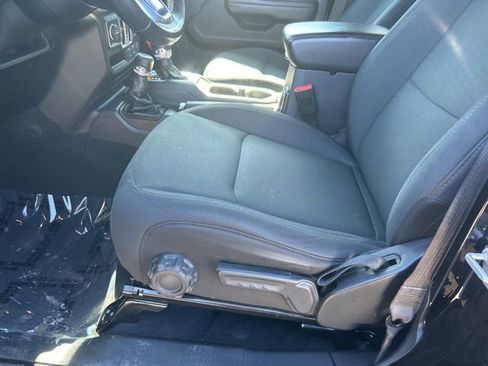 Used 2020 Jeep Gladiator Sport w/ Quick Order Package 24S image 10