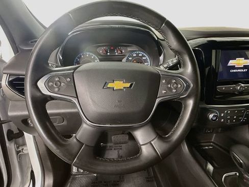 Used 2023 Chevrolet Traverse LT FWD image 11