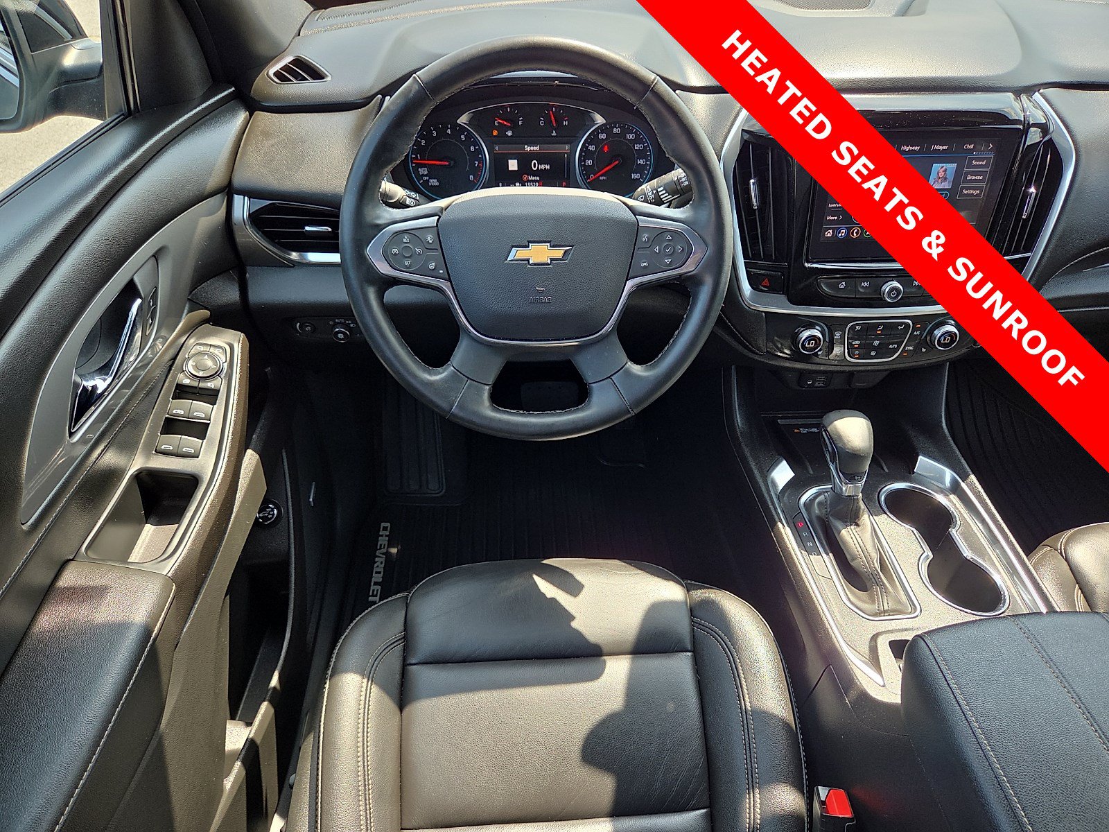 Used 2023 Chevrolet Traverse LT w/ LT Premium Package FWD image 13