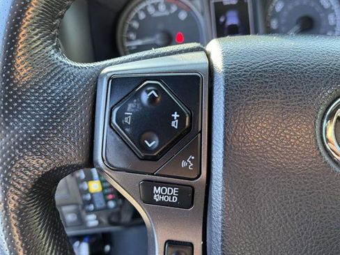 Used 2020 Toyota Tacoma TRD Off-Road image 13