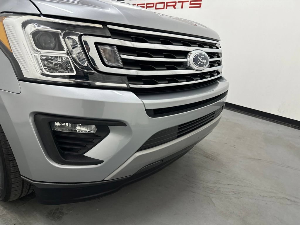 Used 2021 Ford Expedition XLT RWD image 2