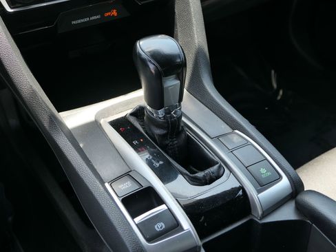 Used 2019 Honda Civic Sport image 22
