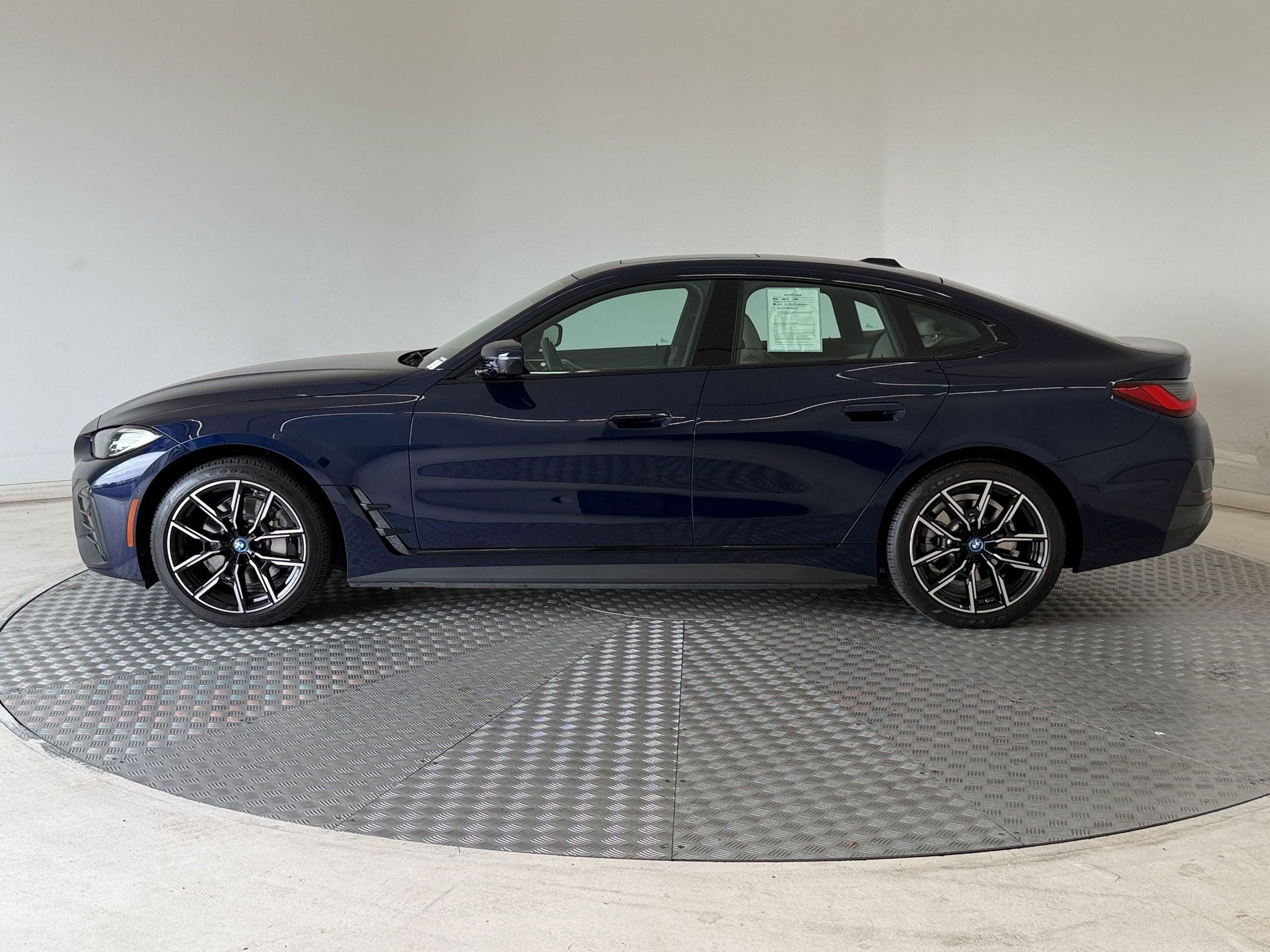 Used 2024 BMW i4 eDrive35 w/ M Sport Package RWD image 2