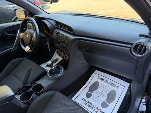 Used 2013 Scion tC FWD image 15