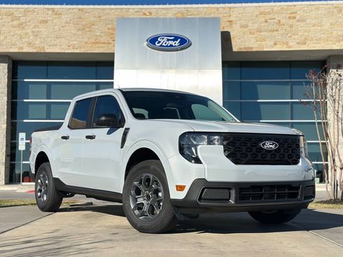 New 2025 Ford Maverick XLT image 31