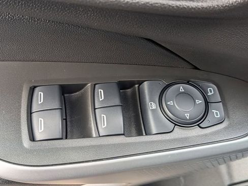 Certified 2024 Chevrolet Trax RS image 12