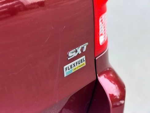 Used 2017 Dodge Grand Caravan SXT FWD image 28