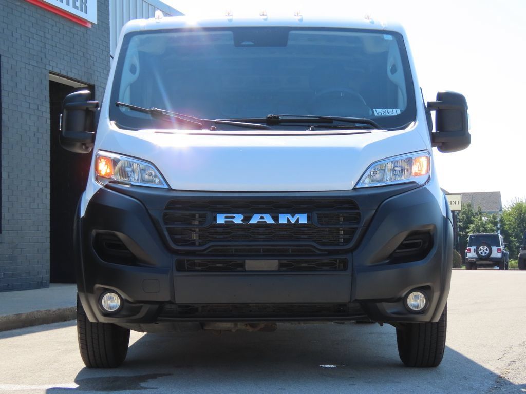 Used 2025 RAM ProMaster 2500 w/ Convenience Group FWD image 6