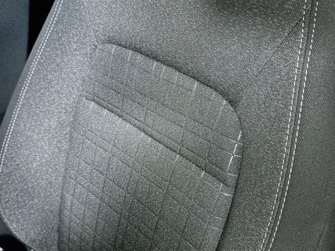 Used 2026 Honda HR-V LX image 18