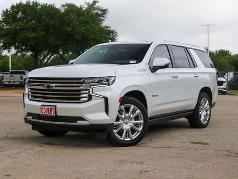 Used 2023 Chevrolet Tahoe High Country w/ Premium Package image 2