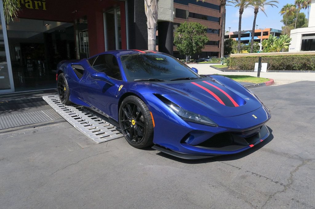 Used 2020 Ferrari F8 Tributo RWD image 4
