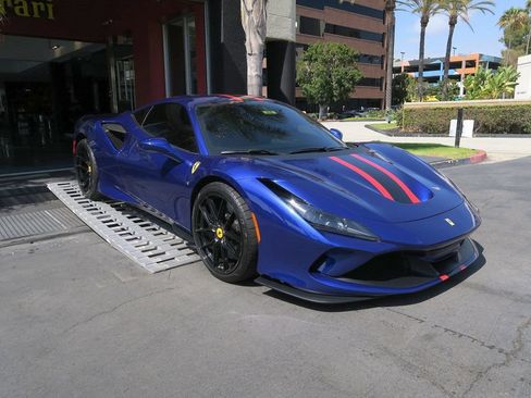 Used 2020 Ferrari F8 Tributo RWD image 4
