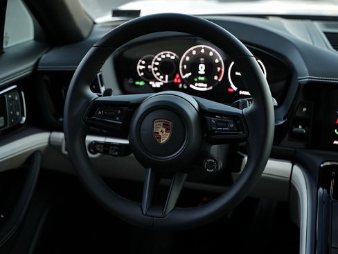 New 2026 Porsche Panamera 4 image 30