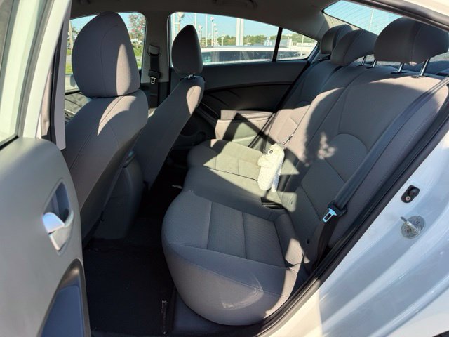 Used 2017 Kia Forte LX FWD image 9