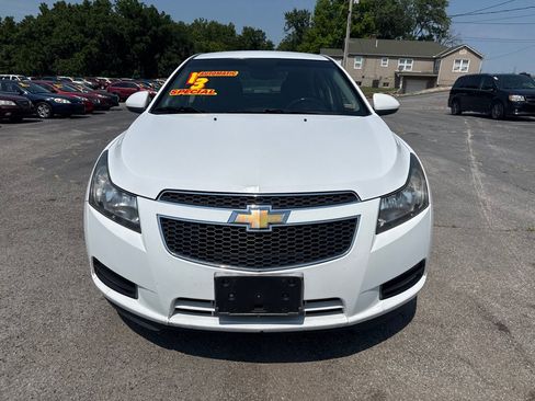 Used 2013 Chevrolet Cruze LT FWD image 3