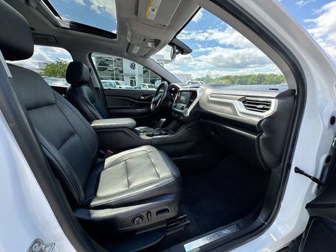 Used 2017 GMC Acadia SLT FWD image 30