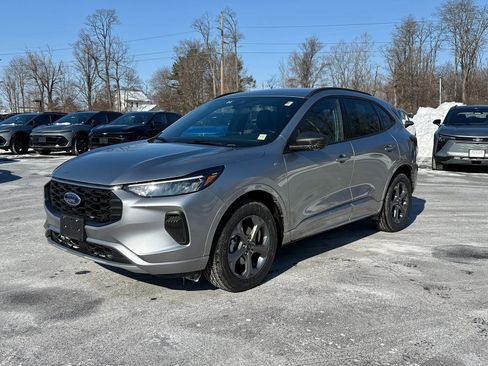 Used 2024 Ford Escape ST-Line image 3