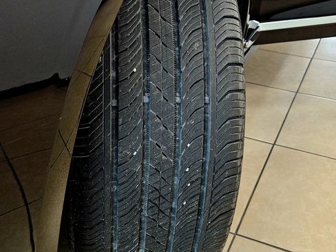 Used 2024 Volvo S90 B6 Plus image 35